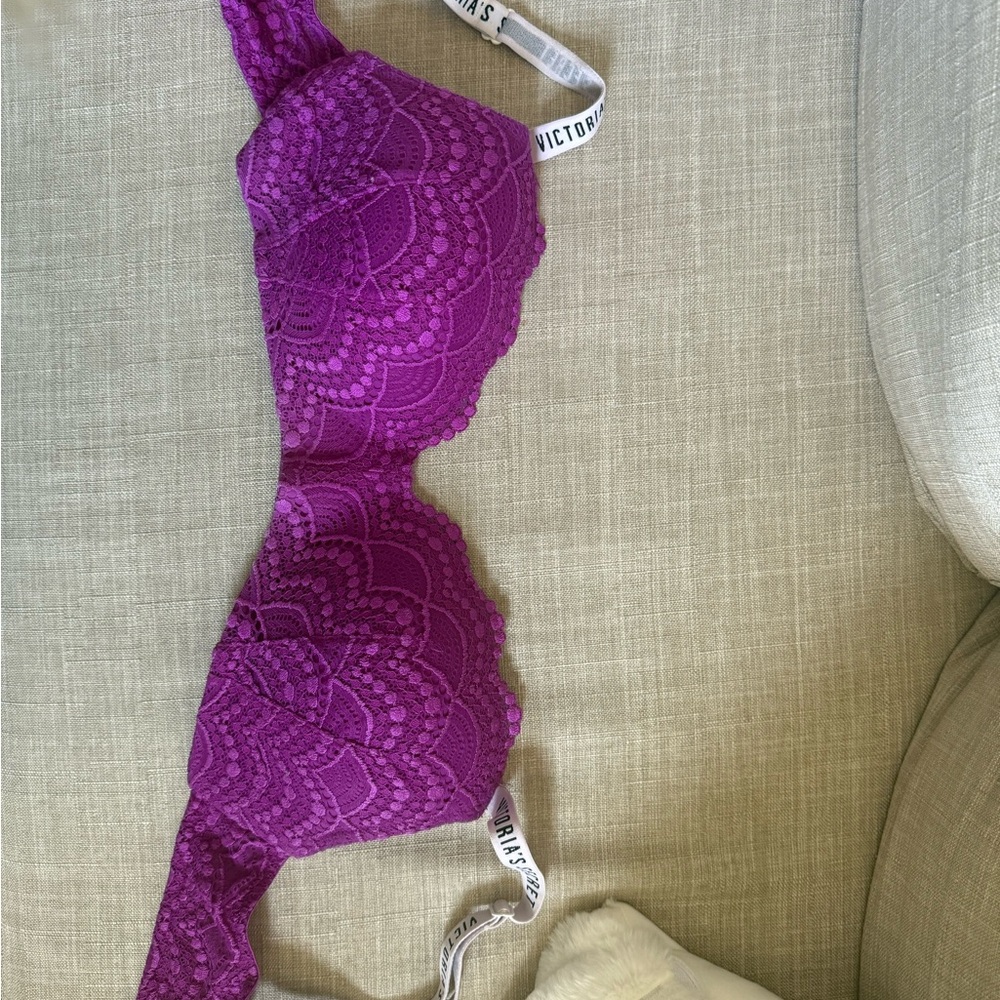 Victoria's Secret Purple Lace Bra